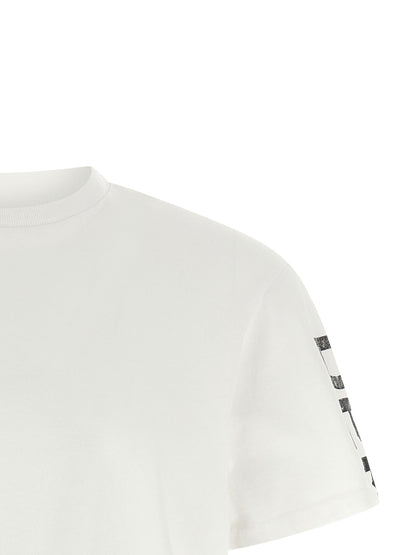 T-Shirt by GALLERY DEPT. for men in cotton white & print showcases a chic silhouette, artfully detailed with a chic crew neckline and for a chic finish.