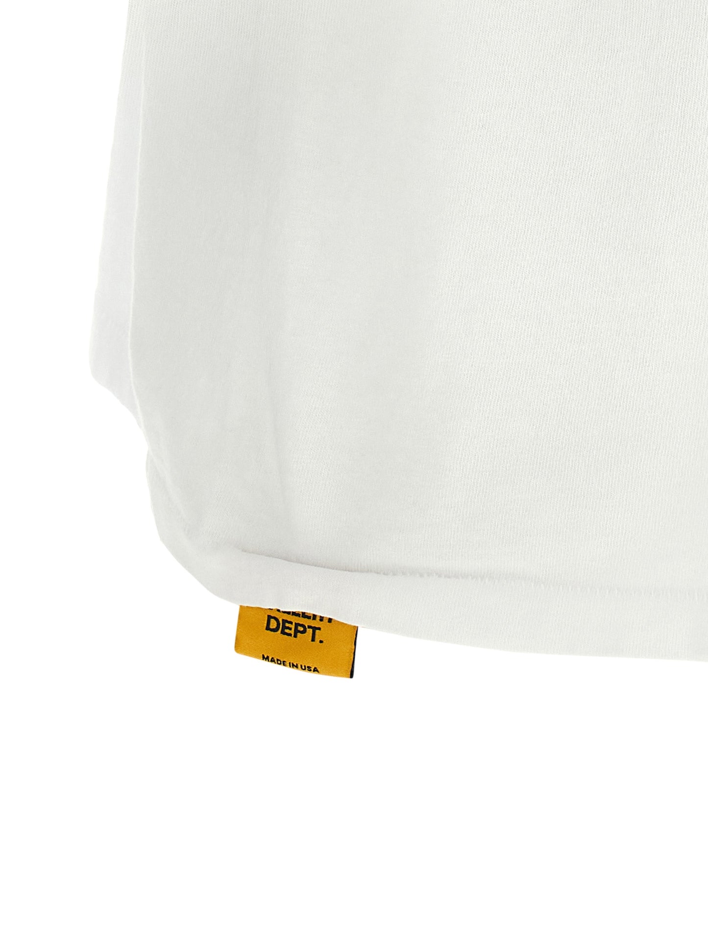 T-Shirt by GALLERY DEPT. for men in cotton gold, white & print features an on trend silhouette, perfectly showcasing a on trend and for an elevated aesthetic.