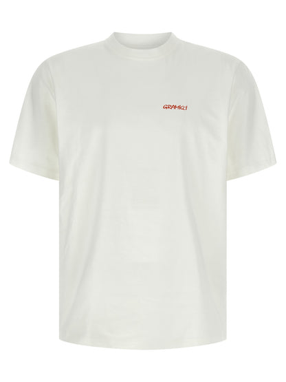 T-Shirt by Gramicci for men in cotton white & print features a plush silhouette, showcasing a sophisticated and for a truly plush finish.