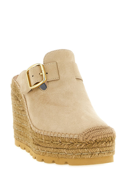 Wedge Sandals by Stella McCartney for women in jute viscose & suede leather beige features an exquisite silhouette, showcasing the exquisite Women's Jute Viscose & Suede Leather Wedge Sandals with a wedge and .