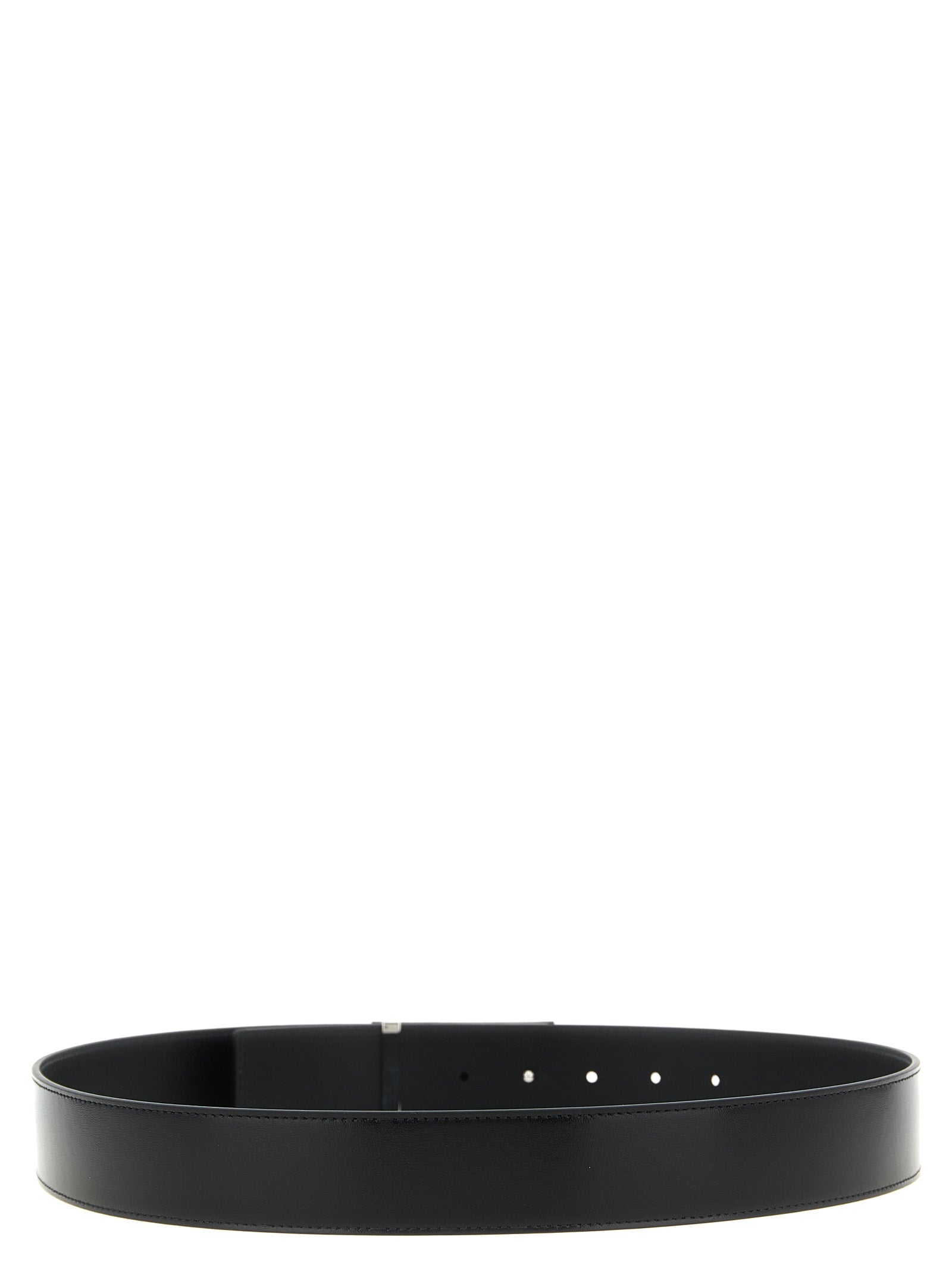 Belt by Givenchy for men in calfskin leather black features an distinguished design, perfectly showcasing the sophisticated craftsmanship of this distinguished Antigona Essence Calfskin Leather Belt.
