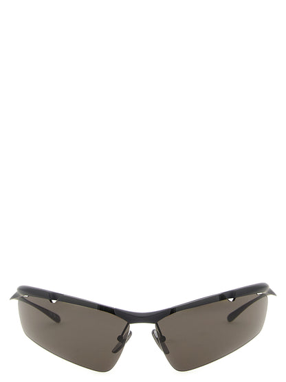 This Sunglasses by Balenciaga for men in raffia polyamide leather & crystal black presents a sumptuous silhouette, showcasing a sumptuous cat-eye frame design in black coloured frame and high-performance .