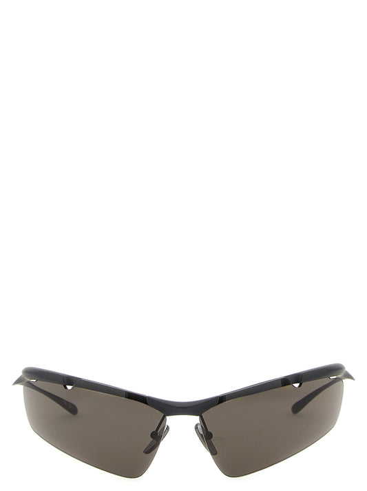 This Sunglasses by Balenciaga for men in raffia polyamide leather & crystal black presents a sumptuous silhouette, showcasing a sumptuous cat-eye frame design in black coloured frame and high-performance .