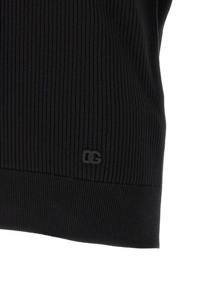 Polo Shirt by Dolce & Gabbana for men in cotton black presents a crisp silhouette, artfully detailed with a crisp and crisp .
