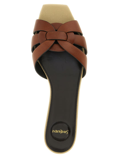 Mules Sliders Flat Shoes by Saint Laurent for women in calfskin leather brown showcases a enchanting silhouette as part of the Women's Calfskin Leather Mules Sliders Flat Shoes collection, defined by a enchanting square toe style and for a enchanting look.