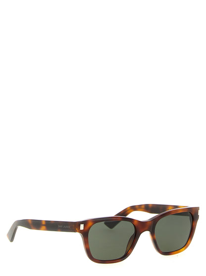 Sunglasses by Saint Laurent for men in cotton brown features an timeless with brown coloured frame frames and for a timeless finish.