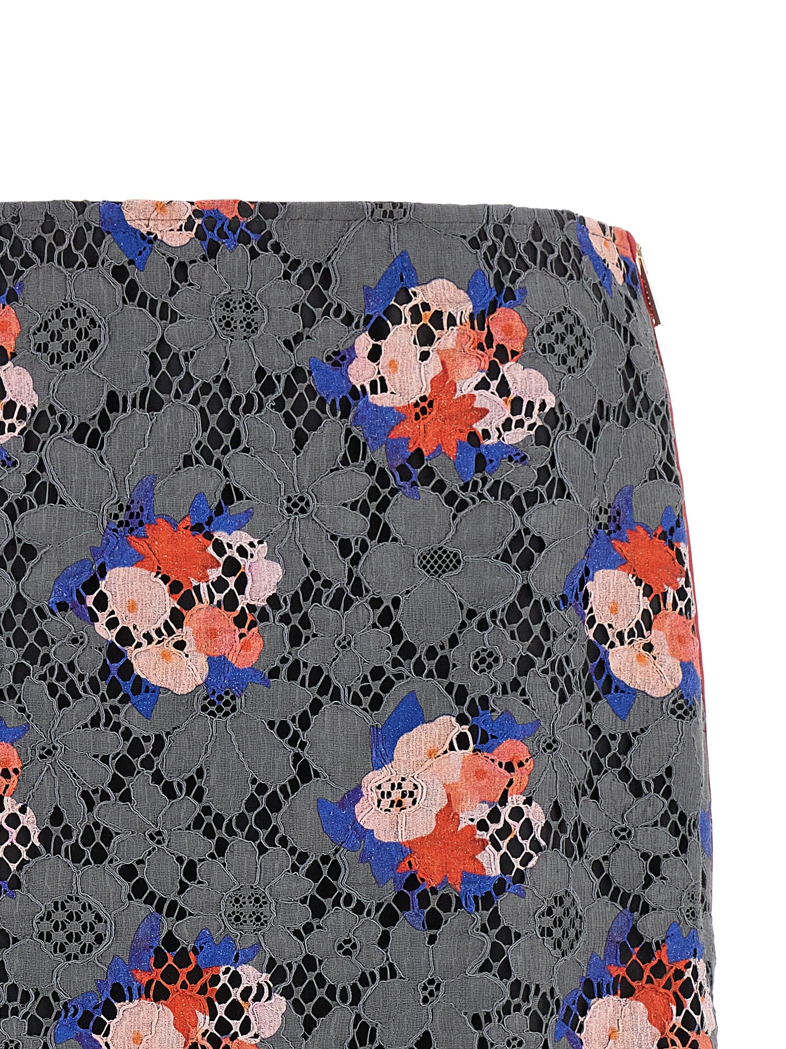 Skirt by Fendi for women in polyamide viscose & cotton gray, floral & print features a contoured silhouette from the Women's Flared Polyamide Viscose & Cotton Midi Skirt collection, characterized by its contoured midi for a contoured finish.