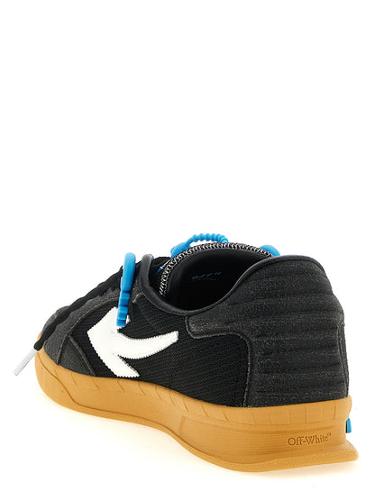 Athletic Sneakers by Off-White for men in suede calf leather & poly nylon black & white showcases an impeccable silhouette, defined by an impeccable athletic style design that perfectly captures the essence of the Play Men's Athletic Suede Calf Leather & Poly Nylon Sneakers.