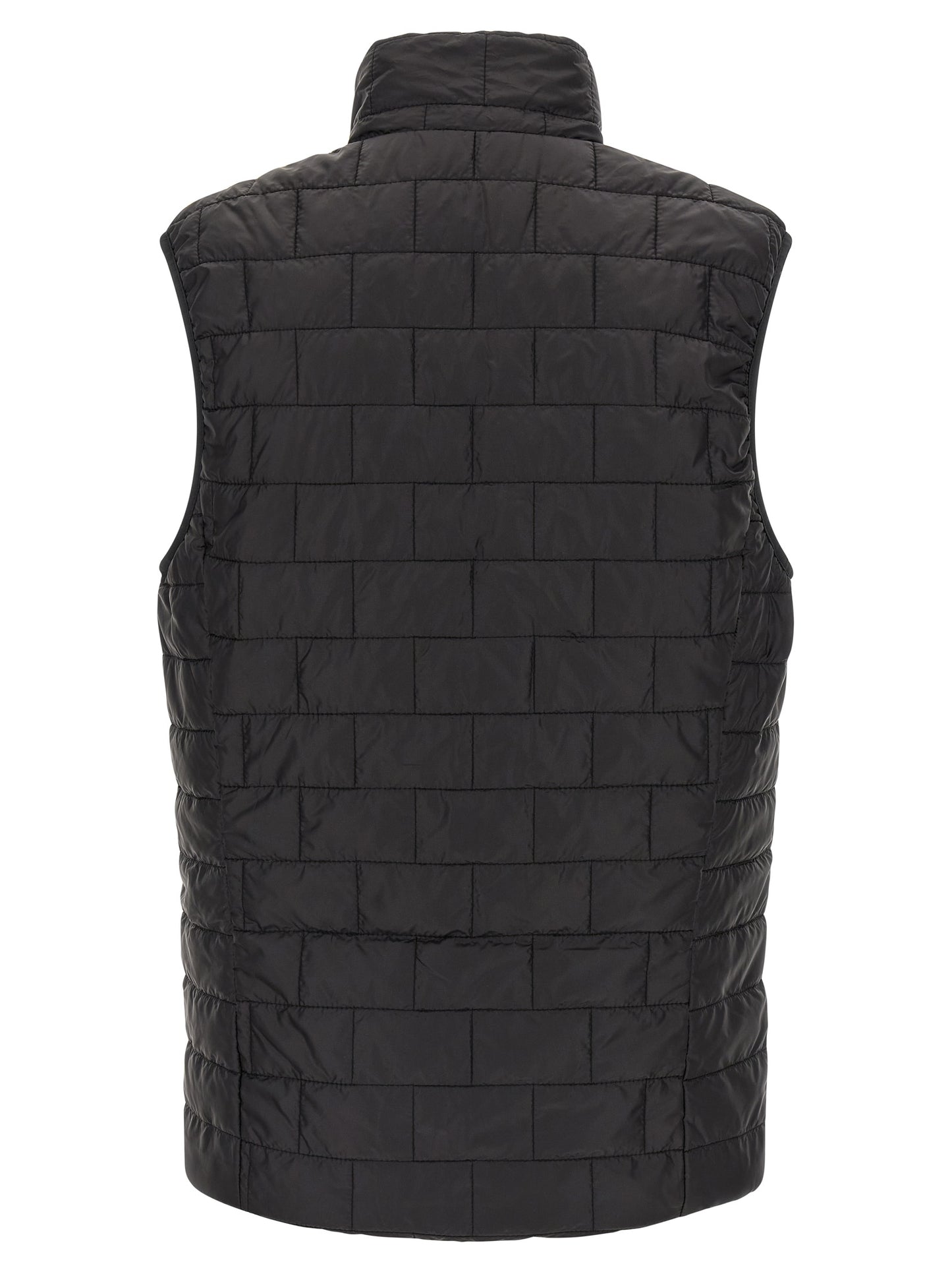Jacket by PATAGONIA for men in polyester black & gold features a smart silhouette, perfectly accentuated by its unique high-neck neckline and functional lightweight, pockets & insulated for a smart finish.