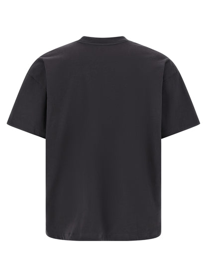 T-Shirt by The North Face for men in cotton gray & red showcases a unassuming silhouette, artfully detailed with a refined crew neckline and unassuming for a sophisticated, contemporary look.