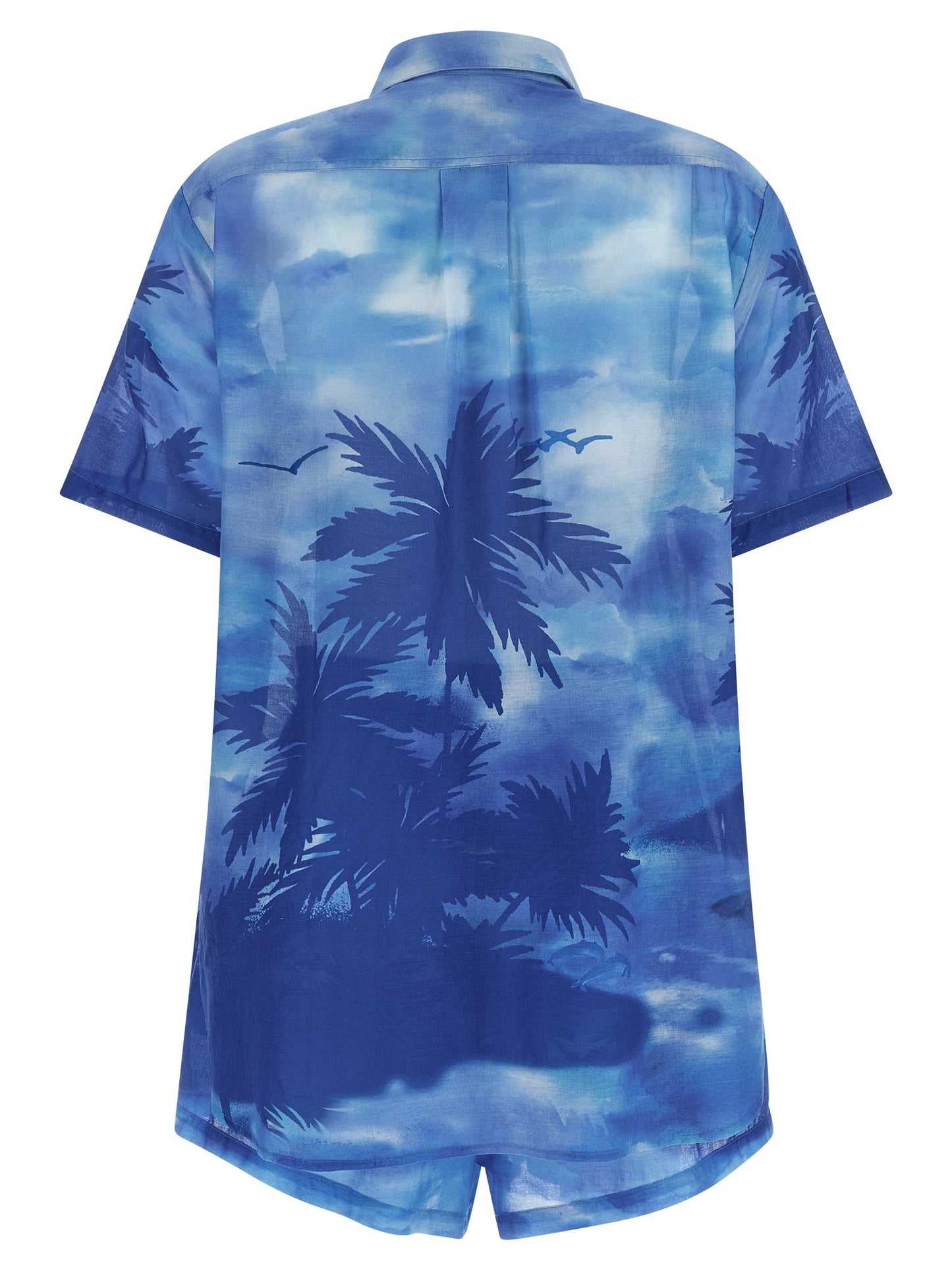 Shorts by Polo Ralph Lauren for women in cotton blue & print features a sharp silhouette, meticulously detailed with a sharp relaxed-fit, a short cut, and a sophisticated .
