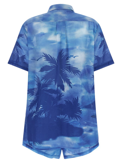 Shorts by Polo Ralph Lauren for women in cotton blue & print features a sharp silhouette, meticulously detailed with a sharp relaxed-fit, a short cut, and a sophisticated .