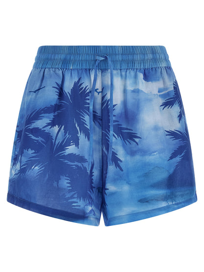 Shorts by Polo Ralph Lauren for women in cotton blue & print features an modern relaxed-fit and modern short with a to create a sophisticated, modern silhouette for the modern wardrobe.
