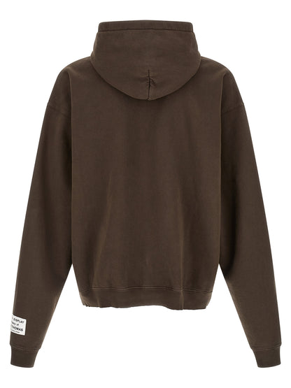 Sweatshirt Hoodie by GALLERY DEPT. for men in cotton brown & print features a edgy silhouette, detailed with a edgy hooded neckline and for a refined finish.