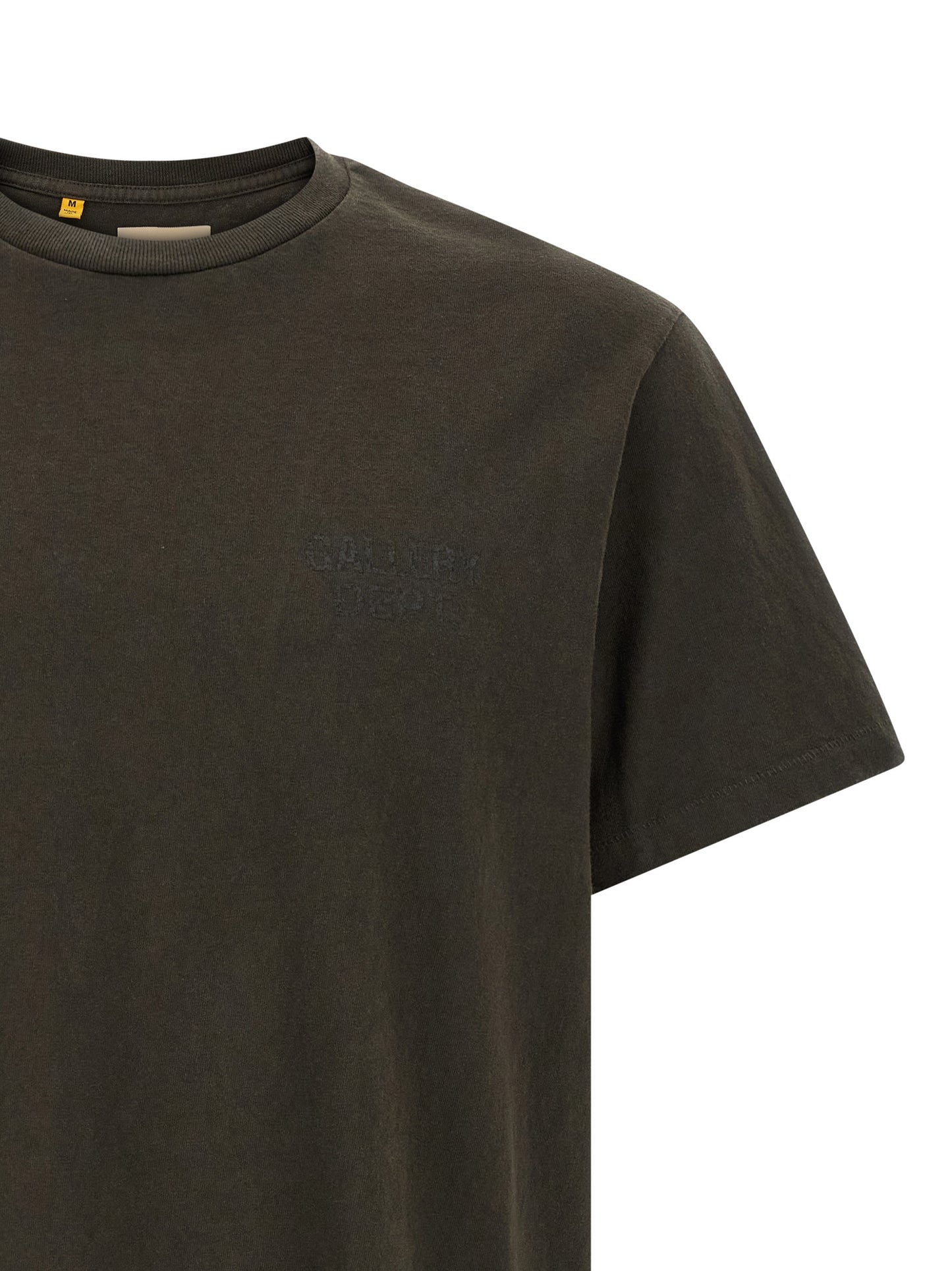 T-Shirt by GALLERY DEPT. for men in cotton black & print showcases a dramatic silhouette, elegantly detailed with a dramatic crew neckline and for a truly dramatic finish.