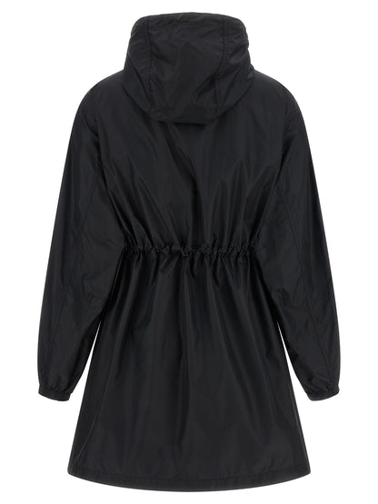 Hooded Parka by Canada Goose for women in polyamide black features a stylish silhouette, meticulously detailed with a sophisticated hooded high-neck neckline and functional windproof, pockets & hooded for a stylish finish.