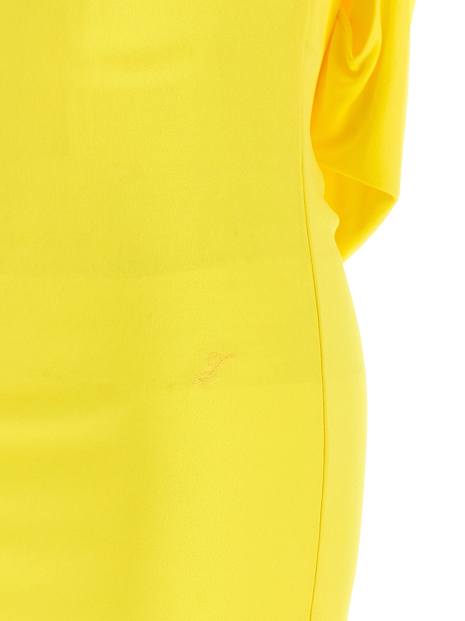 Dress by Jacquemus for women in polyamide viscose bicolour & yellow features an cute silhouette, detailed with a and that elegantly flows into a cute short.
