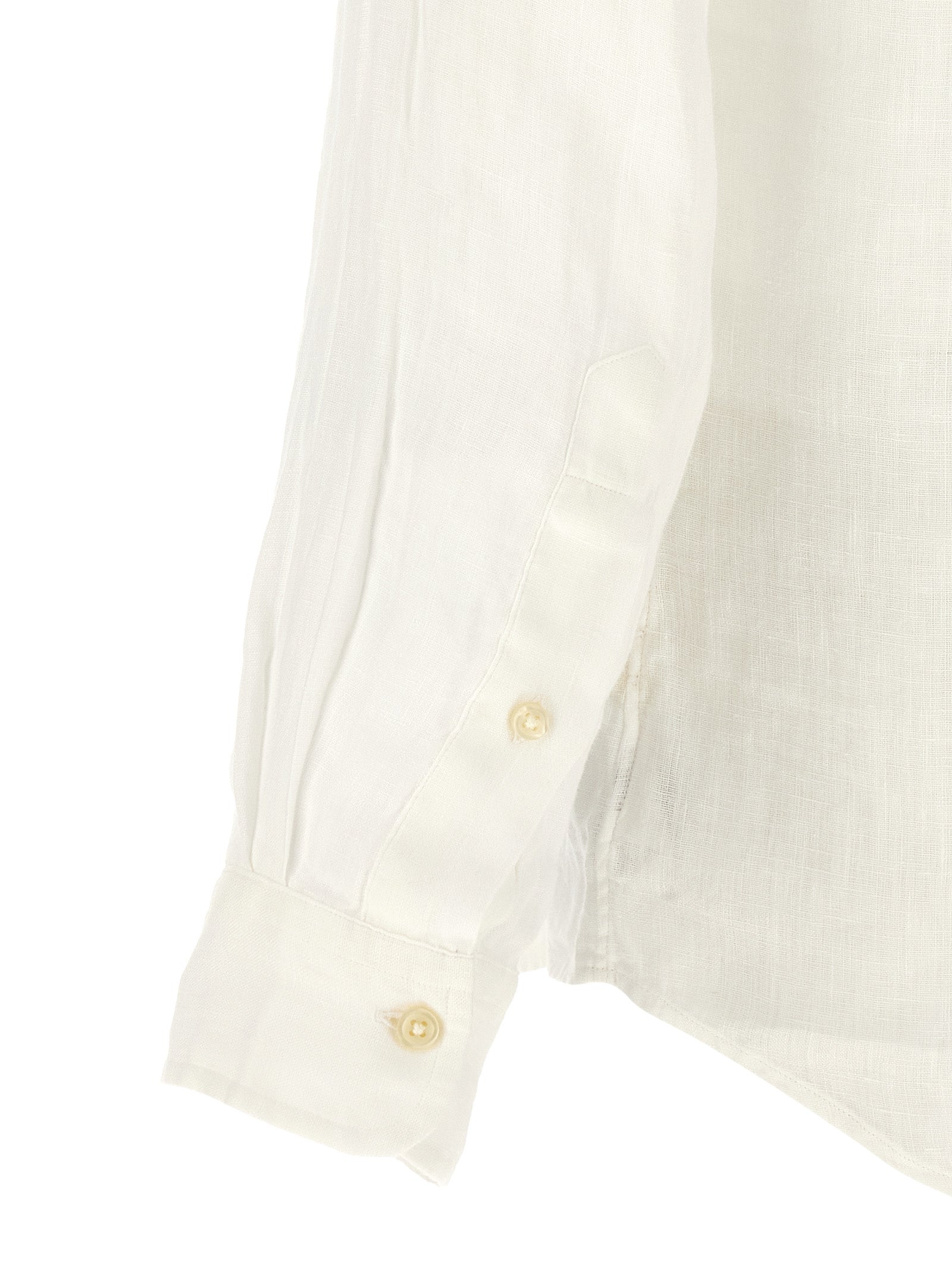 Shirt by Polo Ralph Lauren for men in linen white showcases a sublime silhouette, artfully detailed with a sublime and for a sophisticated, sublime finish.