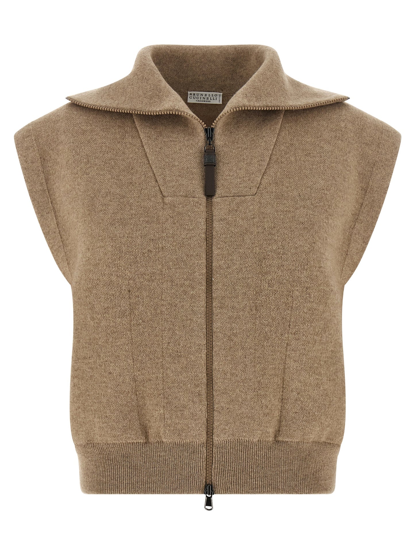 Vest by Brunello Cucinelli for women in polyamide leather & cashmere beige features a enviable silhouette, elegantly detailed with a enviable turtle neckline and functional pockets for a enviable finish.