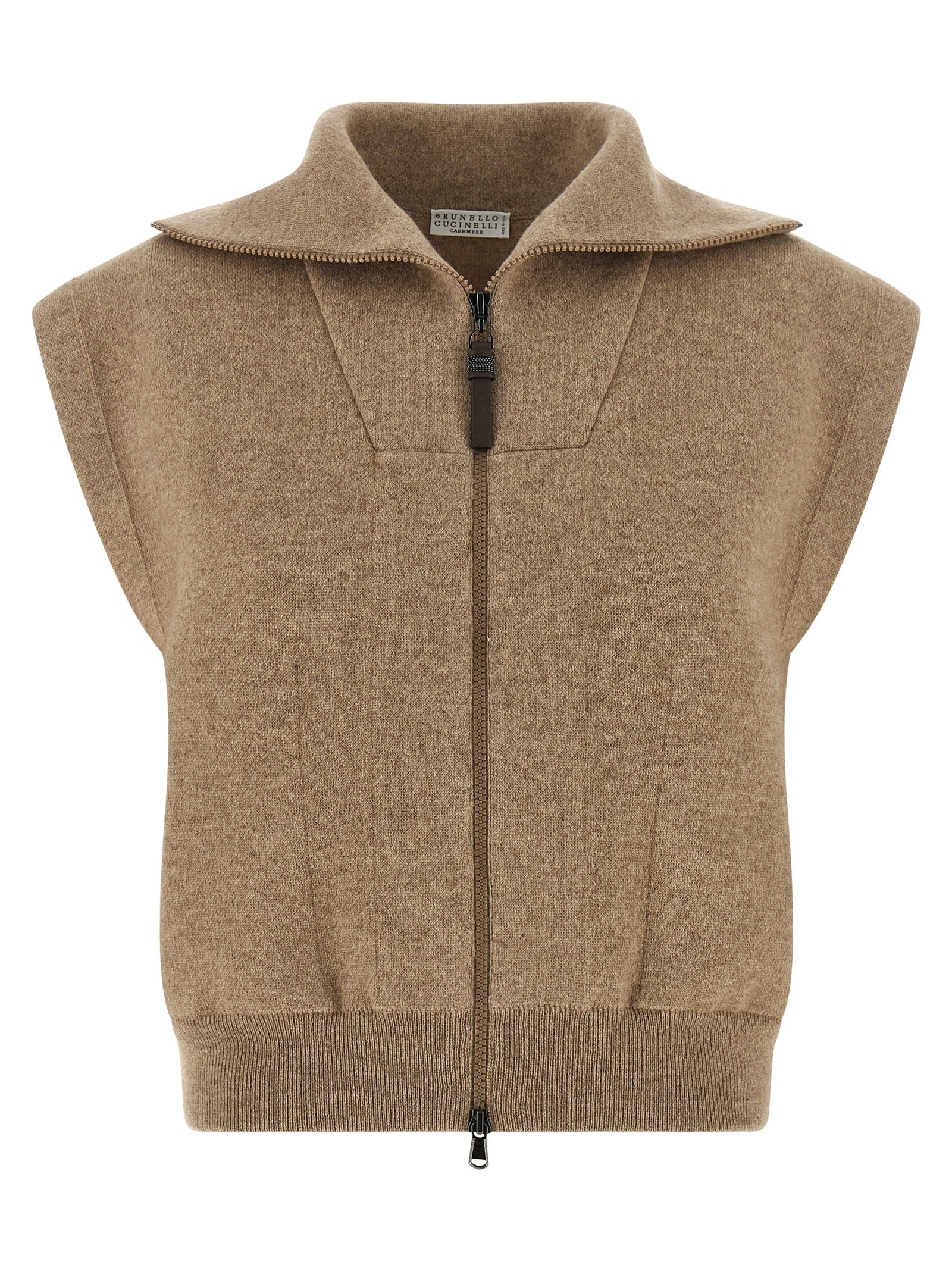 Vest by Brunello Cucinelli for women in polyamide leather & cashmere beige features a enviable silhouette, elegantly detailed with a enviable turtle neckline and functional pockets for a enviable finish.