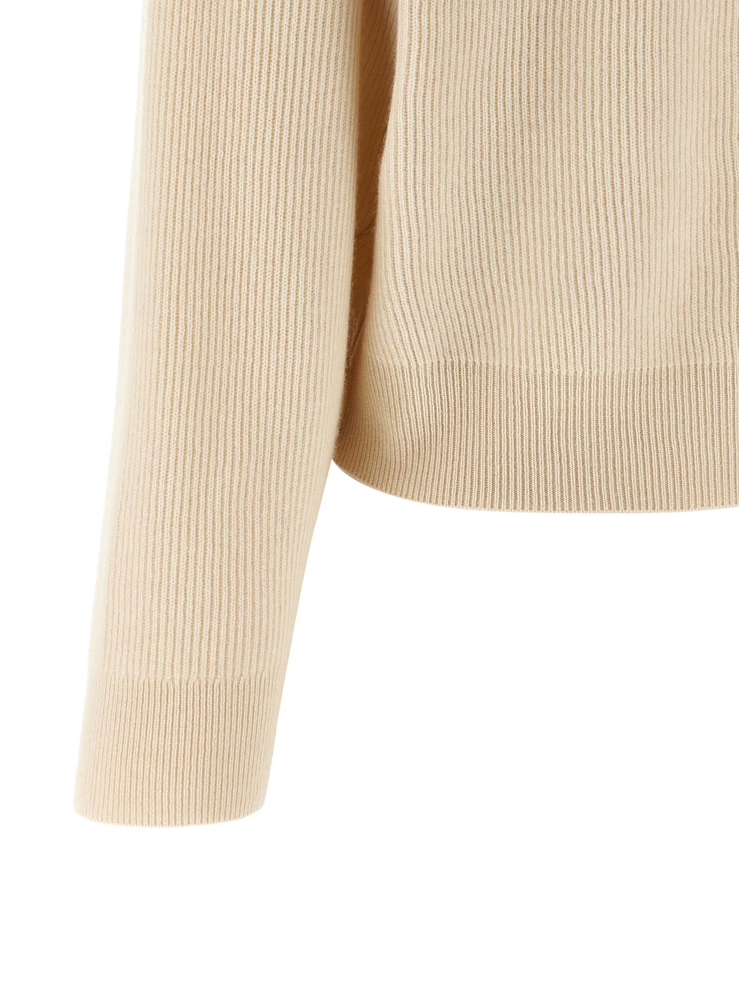 Cardigan by Brunello Cucinelli for women in silk cashmere virgin wool white presents a textural silhouette, artfully finished with a textural and for a sophisticated, textural look.