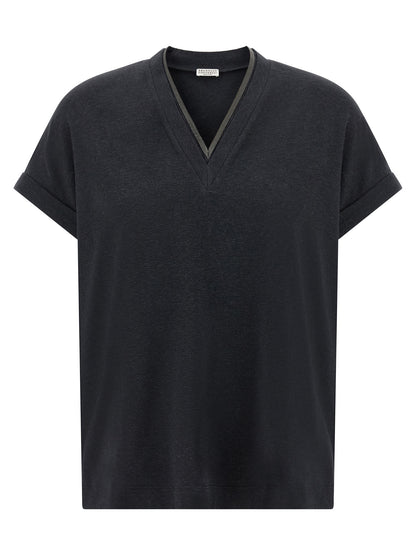 T-Shirt by Brunello Cucinelli for women in stretch cotton gray showcases a chic silhouette, artfully detailed with a chic v-neck neckline and short-sleeve for a chic finish.