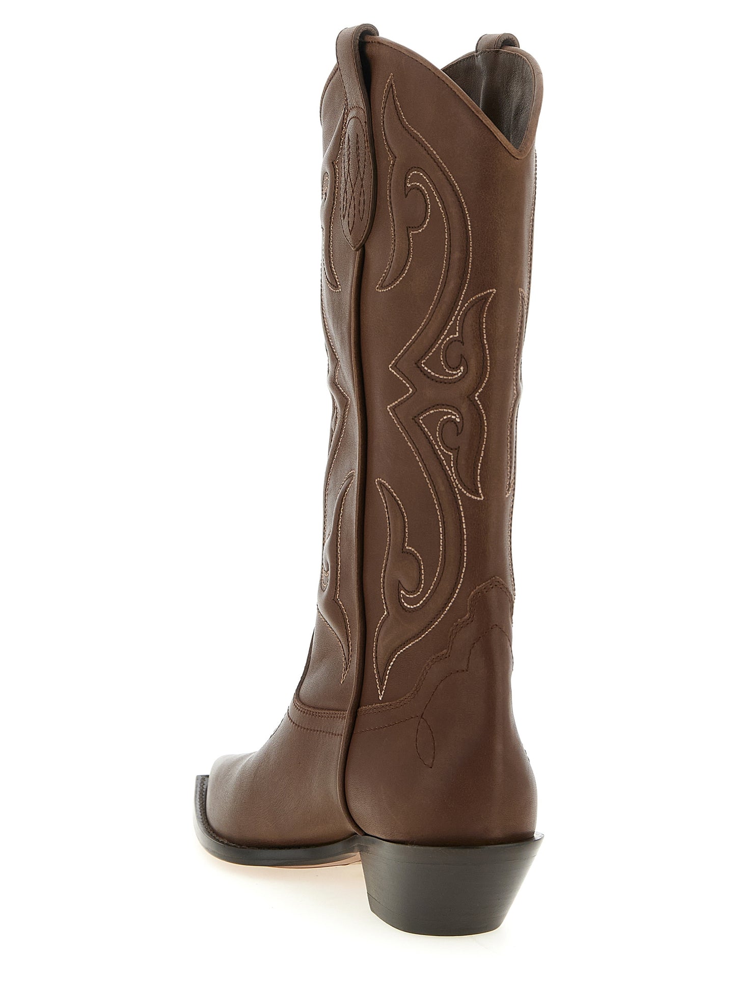 Chelsea Boots by Sonora for women in bos taurus calfskin leather brown features an avant-garde Women's Bos Taurus Calfskin Leather Chelsea Boots silhouette, defined by a sophisticated and a avant-garde pointed toe style.