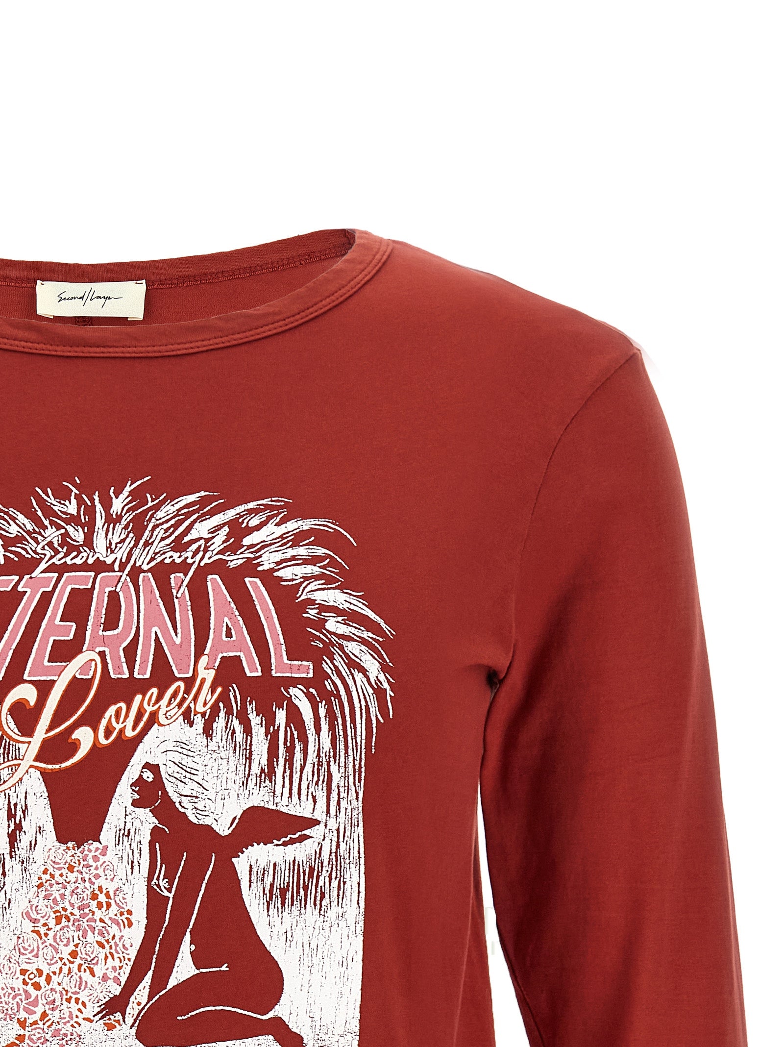 T-Shirt by SECOND/LAYER for men in cotton multicolor, red & print showcases a unassuming silhouette, artfully detailed with a refined and unassuming for a sophisticated, contemporary look.