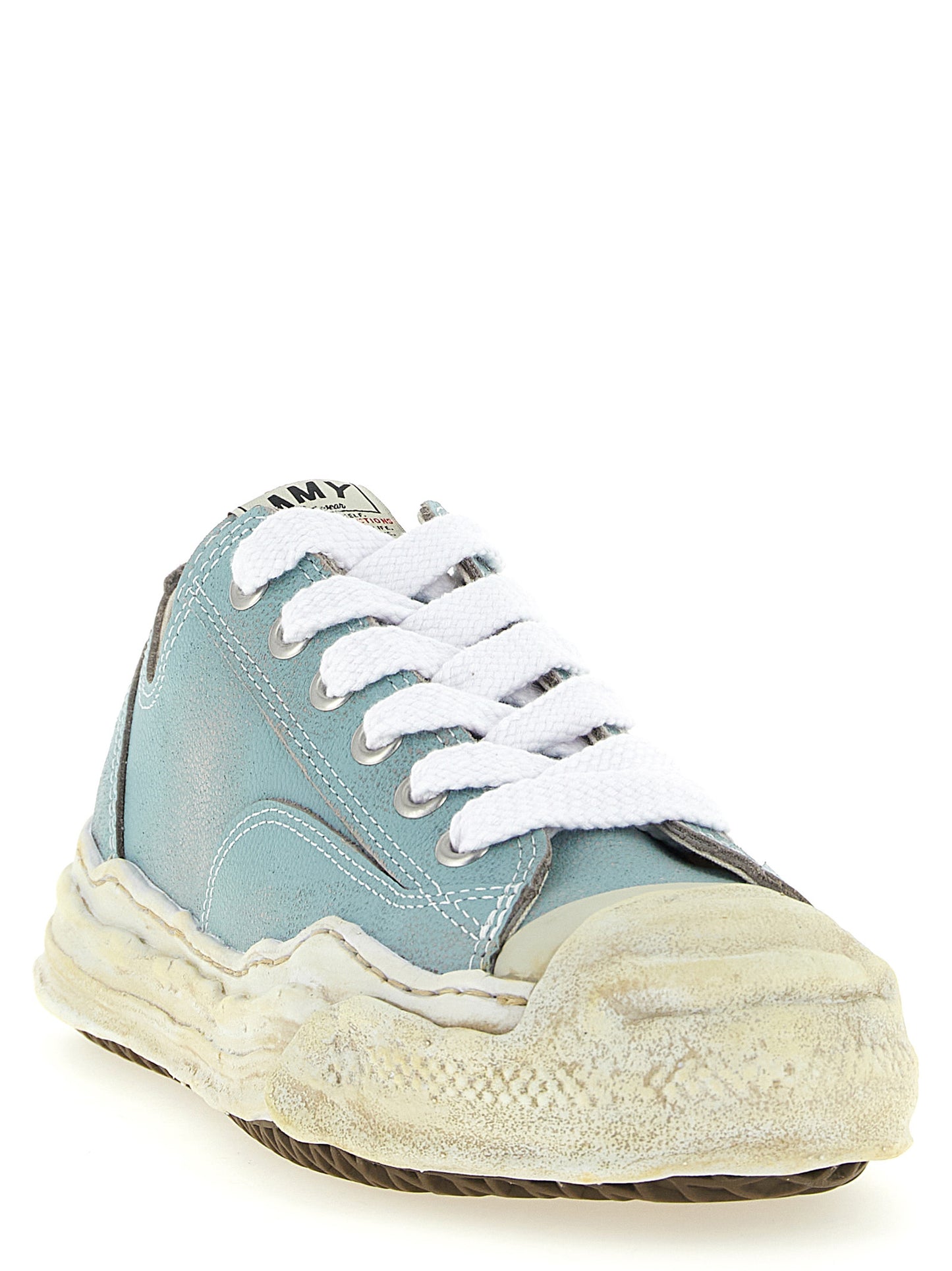Sneakers by Maison Mihara Yasuhiro for men in cowhide leather light-blue & natural presents a sumptuous silhouette, artfully capturing the essence of the Men's Low Top Cowhide Leather Sneakers with its sumptuous low-top style design.