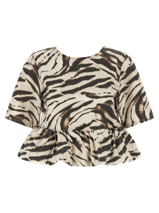 Shirt by Ganni for women in organic cotton denim multicolor, zebra, patterned & print showcases a sublime silhouette, artfully detailed with a sublime round neckline and short-sleeve for a sophisticated, sublime finish.