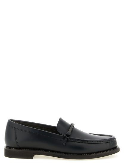 Flat Loafer Slip-On Shoes by Brunello Cucinelli for women in tu & calfskin leather black showcases a impeccable silhouette as Monile Women's TU & Calfskin Leather Flat Loafer Slip-On Shoes, artfully designed with a impeccable flat and refined for a impeccable finish.
