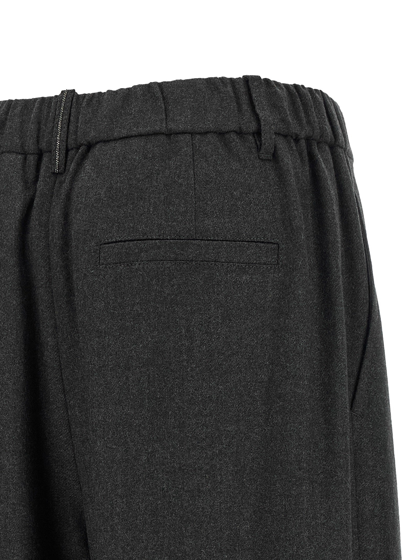 Trousers by Brunello Cucinelli for women in virgin wool gray & signature features a artisanal silhouette, showcasing a sophisticated tapered-leg & wide with a long and for a artisanal finish.