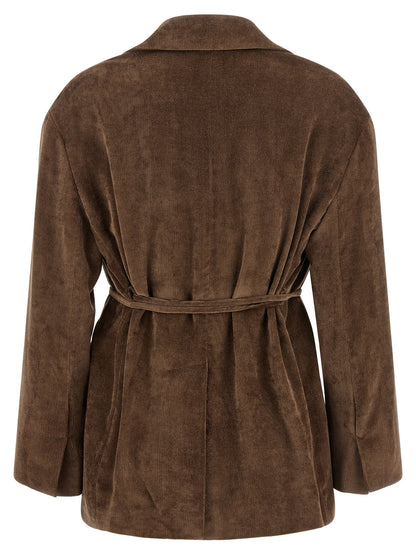 Blazer by Brunello Cucinelli for women in cashmere viscose velvet brown features an sartorial silhouette, showcasing a sophisticated and sartorial for a truly sartorial finish.