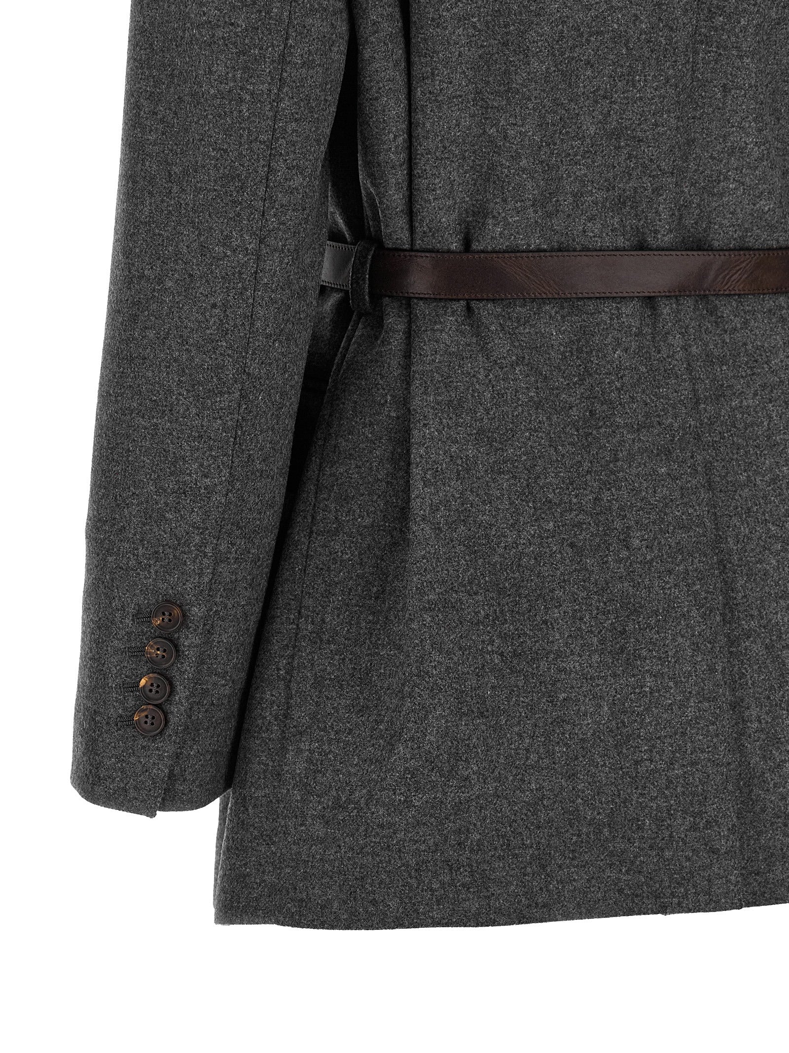 Blazer by Brunello Cucinelli for women in silk cashmere virgin wool gray & horn showcases a polished silhouette, highlighted by a refined and polished for a sophisticated finish.