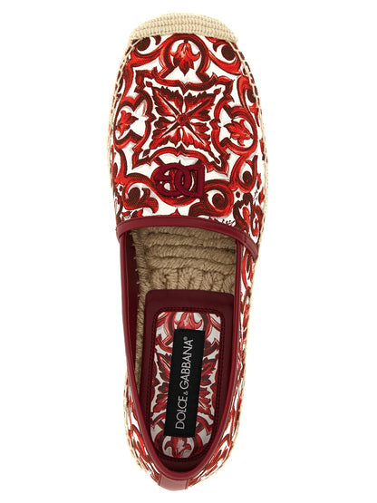 Espadrilles Flat Shoes by Dolce & Gabbana for men in tu cotton canvas & nappa leather multicolor, red & print presents a impeccable silhouette as Maiolica Men's TU Cotton Canvas & Nappa Leather Espadrilles Flat Shoes, artfully designed with a and a impeccable for a refined, upscale finish.