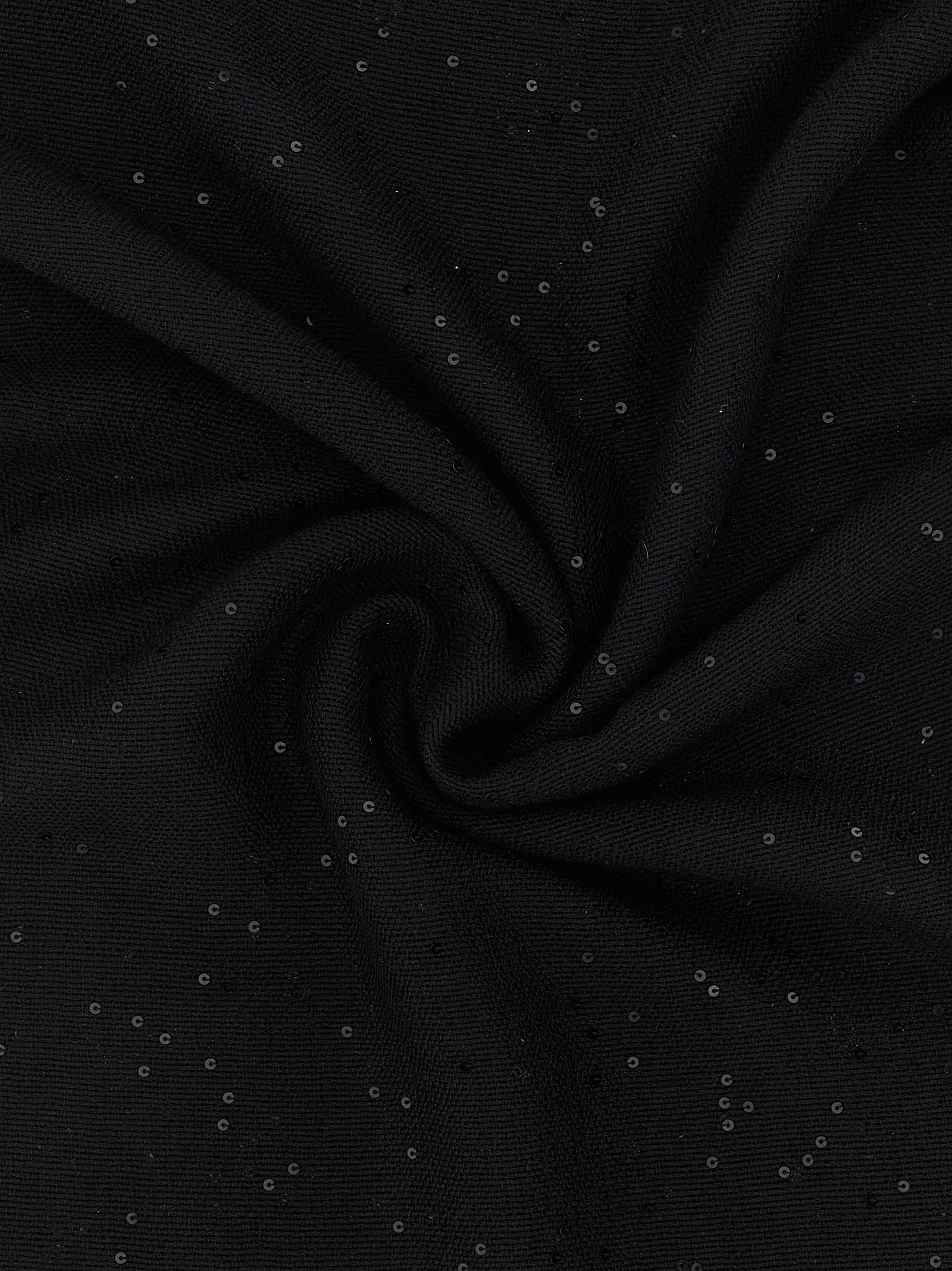 Scarf by Brunello Cucinelli for women in silk cashmere & sequins black features a snug silhouette, perfectly showcasing the elegant drape and premium finish of the Silk Cashmere & Sequins Scarf.