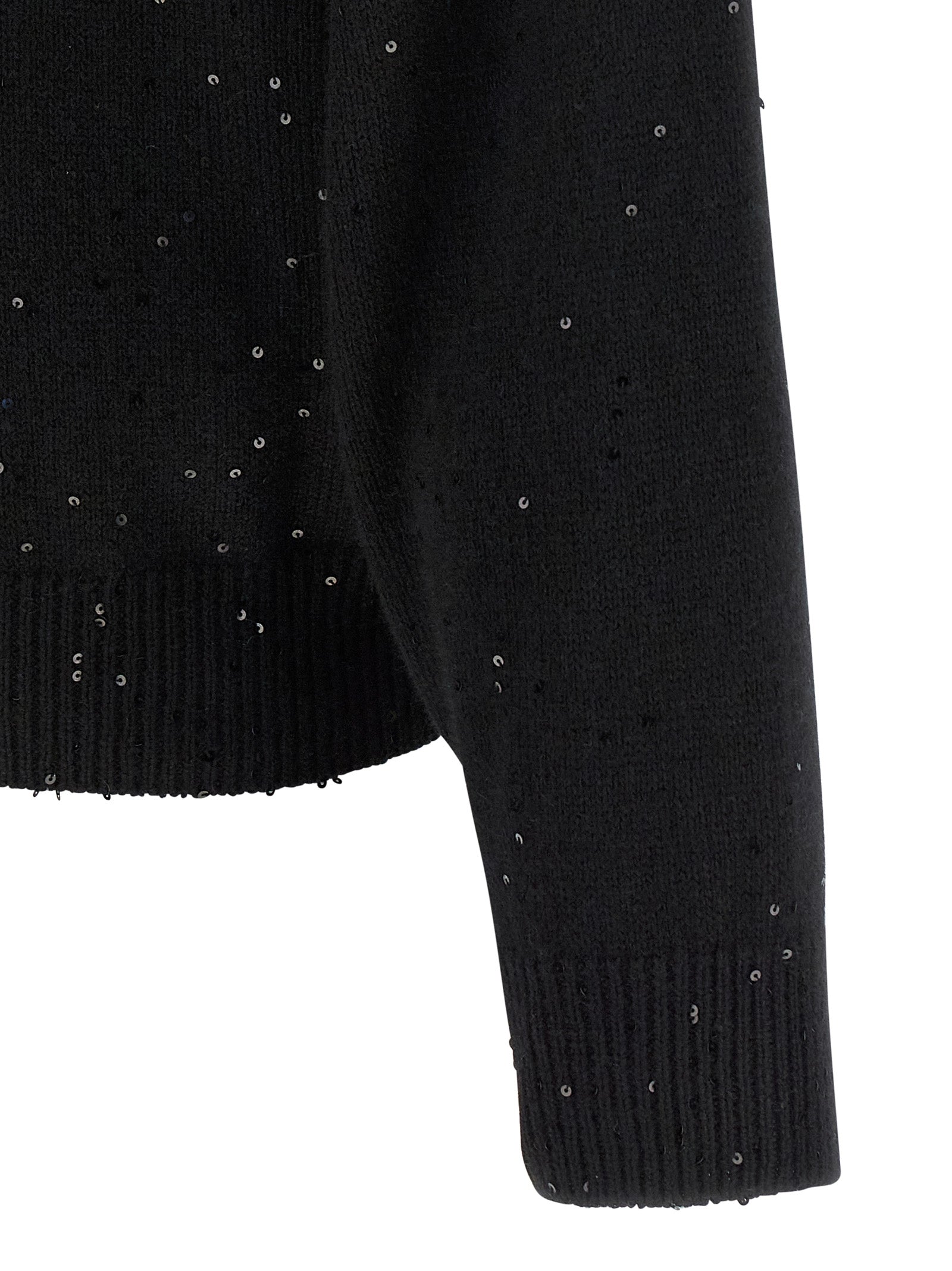 Cardigan by Brunello Cucinelli for women in silk cashmere & sequins black features a nuanced silhouette with a refined and nuanced detailing for a sophisticated look.