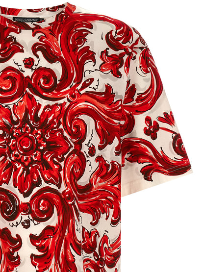 T-Shirt by Dolce & Gabbana for men in cotton multicolor, red & print features an edgy silhouette, meticulously detailed with a sophisticated and crew neckline for a truly edgy finish.