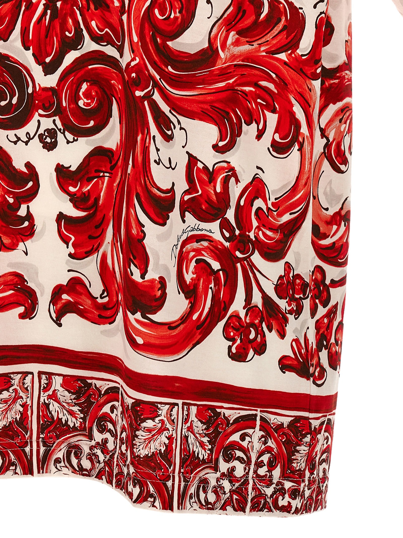 T-Shirt by Dolce & Gabbana for men in cotton multicolor, red & print showcases a dramatic silhouette, elegantly detailed with a dramatic crew neckline and for a truly dramatic finish.