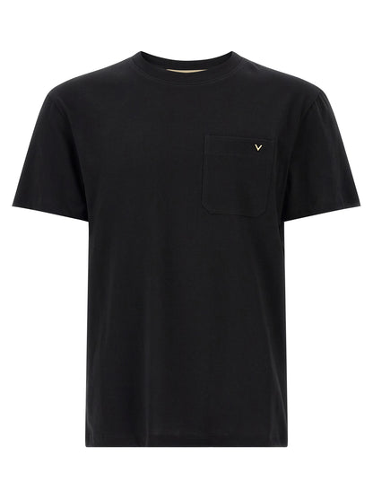 T-Shirt by Valentino Garavani for men in cotton black showcases a chic silhouette, artfully detailed with a chic crew neckline and short-sleeve for a chic finish.