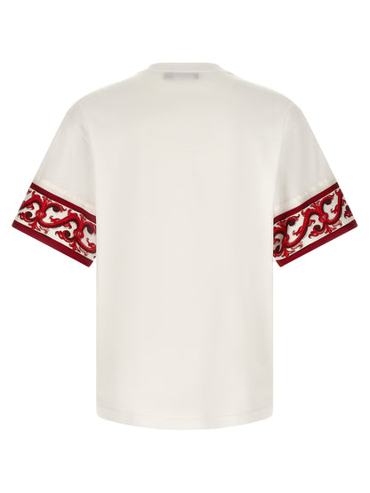 T-Shirt by Dolce & Gabbana for men in cotton & silk twill multicolor, red & print features an on trend silhouette, perfectly showcasing a on trend and crew neckline for an elevated aesthetic.