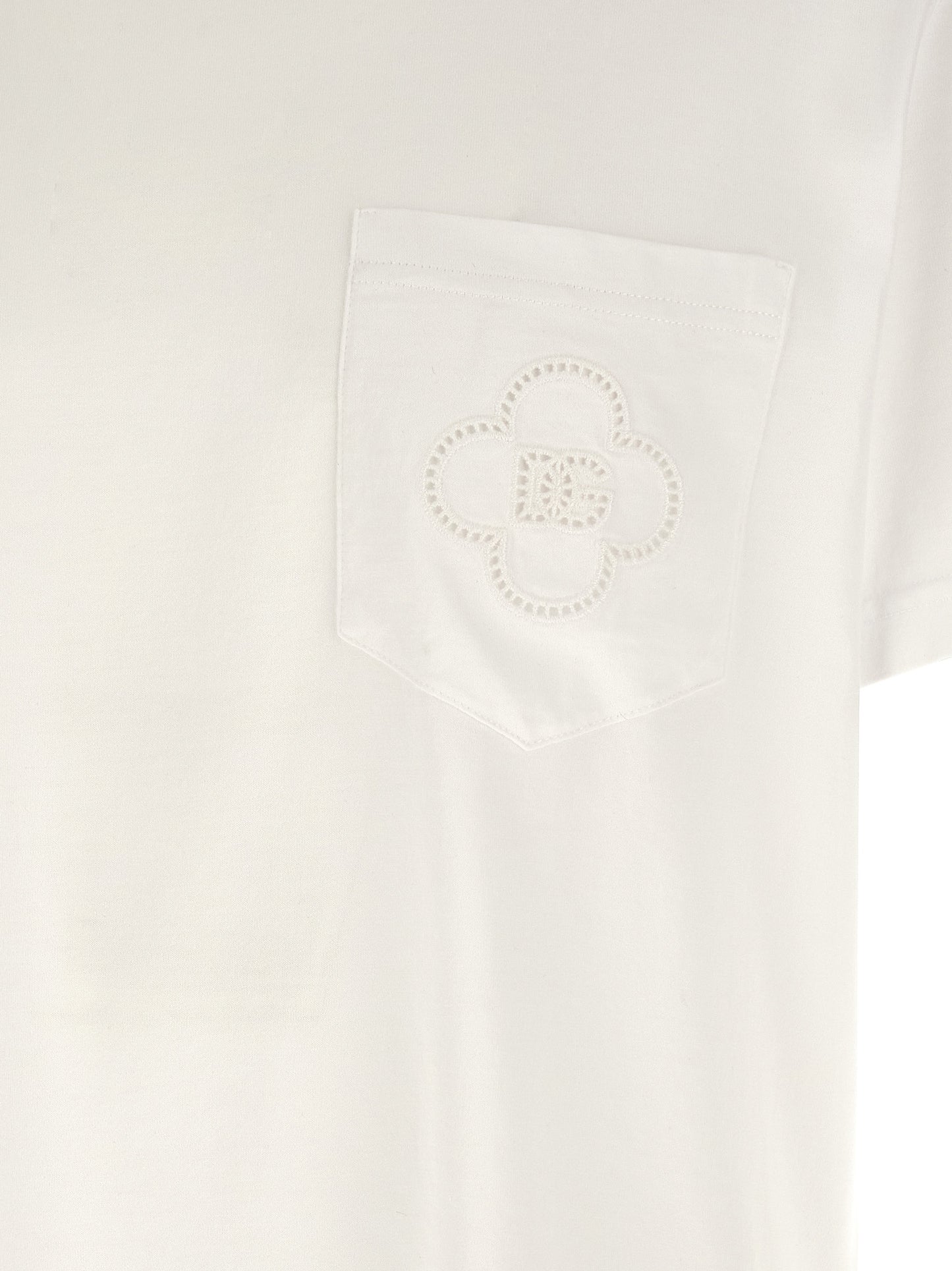 T-Shirt by Dolce & Gabbana for men in cotton white features an on trend silhouette, perfectly showcasing a on trend and round neckline for an elevated aesthetic.