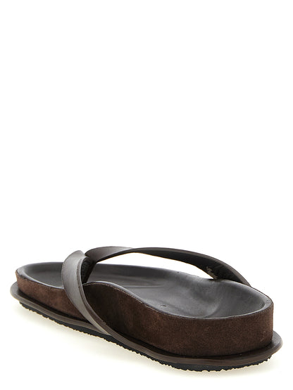 Jacquemus Women's Bos Taurus Cowhide & Lambskin Leather Sliders Sandals Flat Shoes - Brown