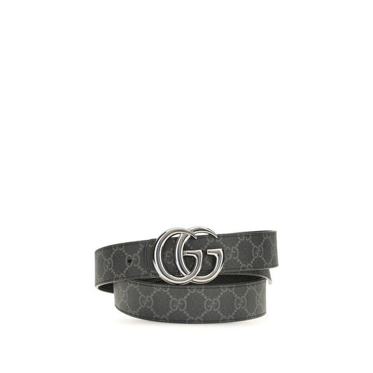 Belt by Gucci for men in bos taurus calf leather black, palladium & monogram features a bohemian chic silhouette, showcasing the bohemian chic Gg Marmont Bos Taurus Calf Leather Belt design with a sophisticated bohemian chic finish.