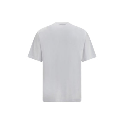 T-Shirt by Gucci for men in cotton white, print & striped showcases a unassuming silhouette, artfully detailed with a refined crew neckline and unassuming for a sophisticated, contemporary look.