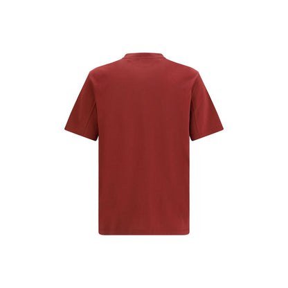 T-Shirt by Brunello Cucinelli for men in cotton bordeaux showcases a fashionable silhouette, elegantly detailed with a fashionable and for a sophisticated, high-fashion look.