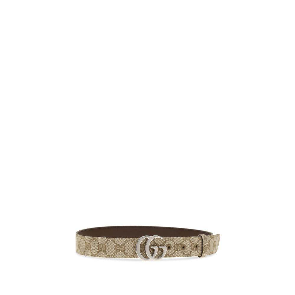 Belt by Gucci for women in fabric beige & silver features a artisanal-chic design, artfully capturing the essence of the Gg Marmont Fabric Belt with a artisanal-chic finish.