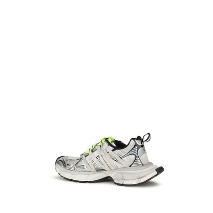 Athletic Sneakers by Balenciaga for men in tu polyester & polyurethane gray showcases an impeccable silhouette, defined by an impeccable athletic style design that perfectly captures the essence of the Men's Athletic TU Polyester & Polyurethane Sneakers.