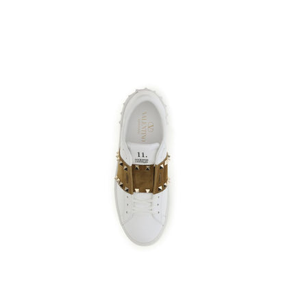 Sneakers by Valentino Garavani for women in bos taurus calf suede leather white & signature presents a impeccable silhouette as Rockstud Women's Fashion Bos Taurus Calf Suede Leather Sneakers, expertly defined by a impeccable fashion style for a impeccable, high-fashion look.