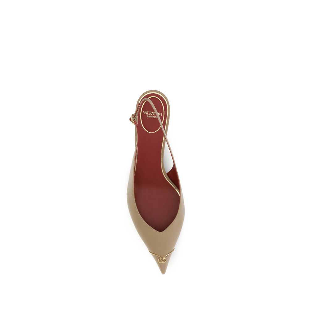 Mid-Heel Kitten Slingback Pumps Heels by Valentino Garavani for women in bos taurus calf leather beige, gold & signature features a effortless chic silhouette, showcasing the V Logo Women's Bos Taurus Calf Leather Mid-Heel Kitten Slingback Pumps Heels design with a effortless chic mid-heel kitten-heel and pointed toe style for a effortless chic finish.